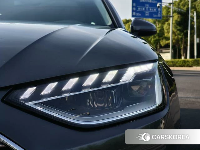 Audi A4L id 4300283 из Китая 11