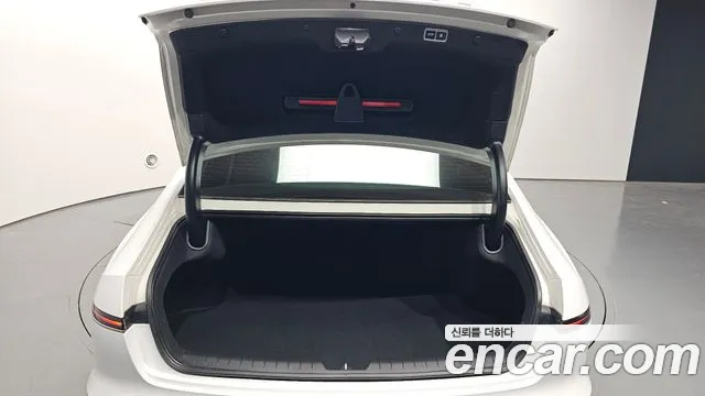 Hyundai Grandeur Hybrid (GN7) id 2686653 из Кореи 11