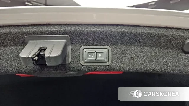 Audi A6 (C8) id 3479428 из Кореи 11