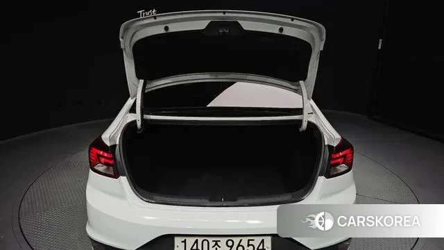 Hyundai The New Avante AD id 3474564 из Кореи 11