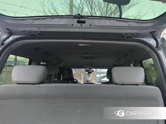 Hyundai The New Grand Starex id 3595361 из Кореи 11