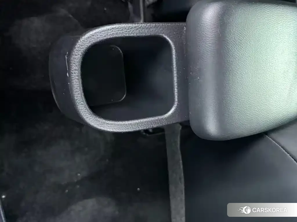 Toyota Yaris L id 4617185 из Китая 11