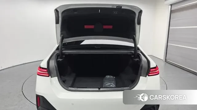 BMW 5 Series (G60) id 3653750 из Кореи 11