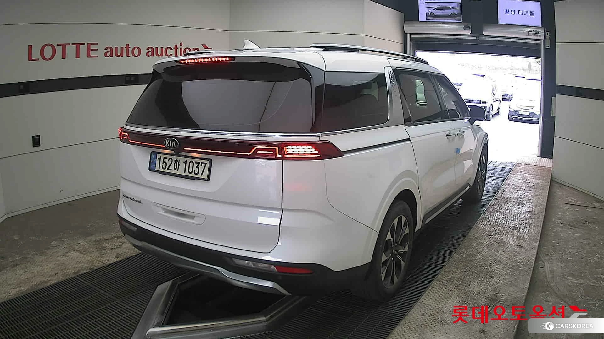 Kia Carnival id 3875736 из Кореи 11