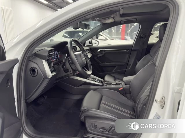 Audi A3 id 4393924 из Китая 11