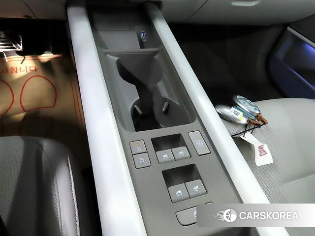 Hyundai Ionic 6 id 3963821 из Кореи 11