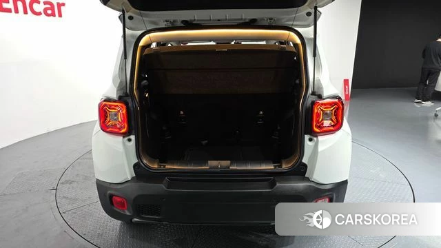 Jeep Renegade id 3827374 из Кореи 11