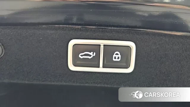 Hyundai Grandeur (GN7) id 3002611 из Кореи 11