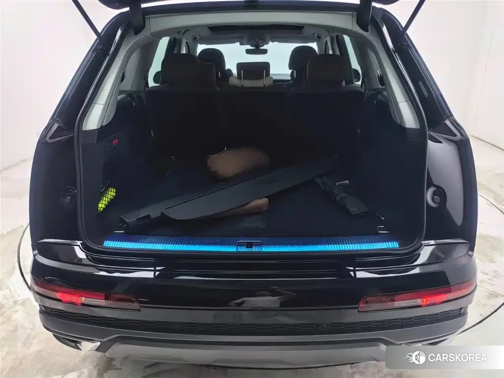 Audi Q7 id 4601728 из Китая 11