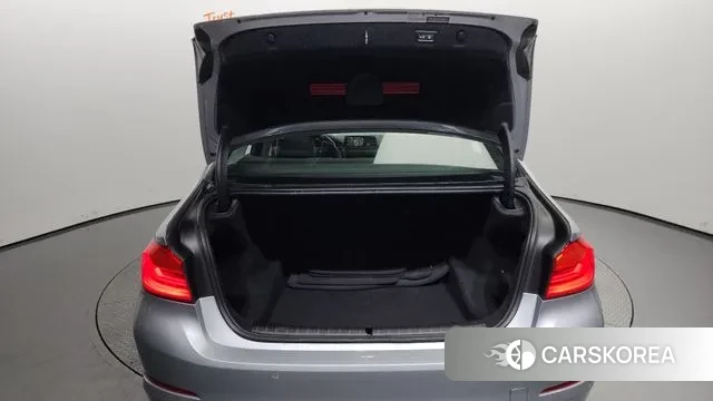 BMW 5 Series (G30) id 3090732 из Кореи 11