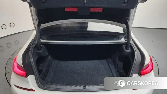 BMW 3 Series (G20) id 3860208 из Кореи 11