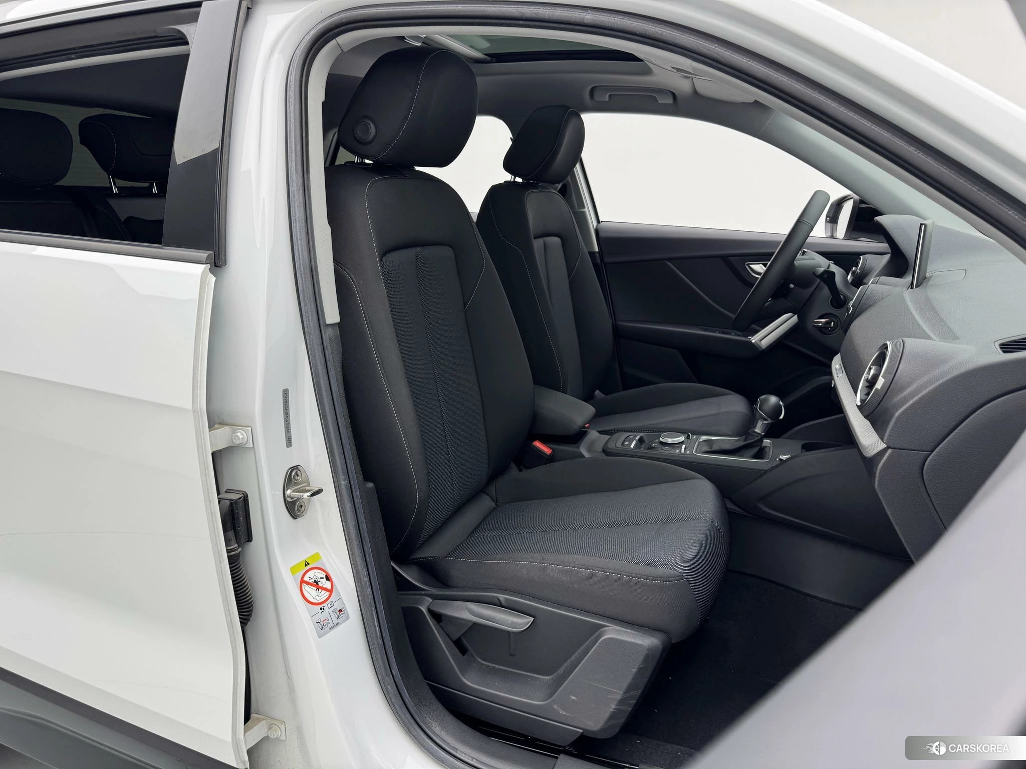 Audi Q2L id 4467901 из Китая 11