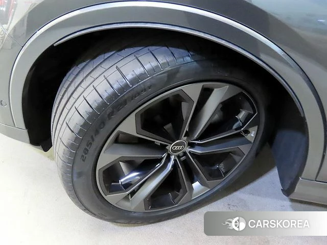 Audi Q7 (4M) id 4505094 из Кореи 11