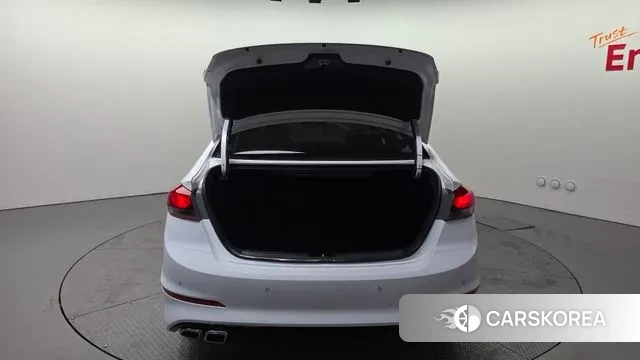 Hyundai Avante AD id 3761314 из Кореи 11