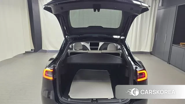 Tesla Model Y id 3659248 из Кореи 11