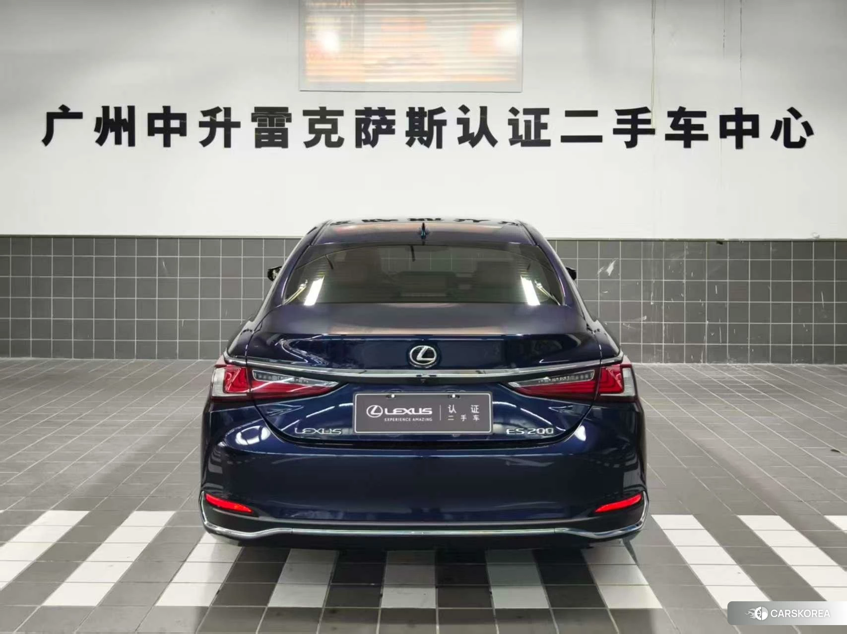Lexus ES id 4420425 из Китая 11