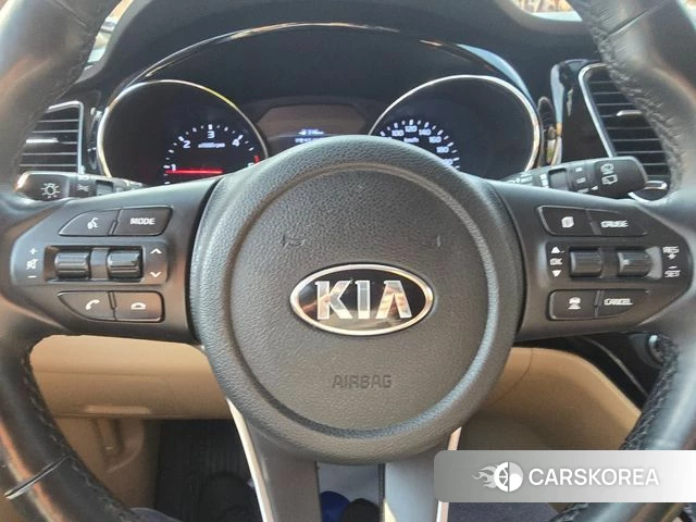 Kia The New Carnival id 3828407 из Кореи 11