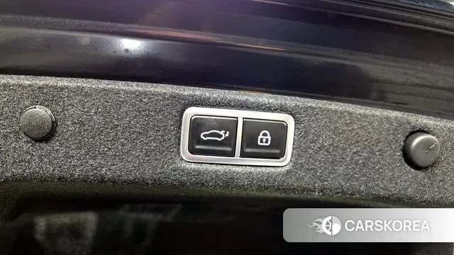 Hyundai Grandeur (GN7) id 3757865 из Кореи 11