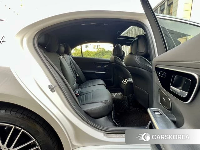 Mercedes-Benz Class C id 4365717 из Китая 11