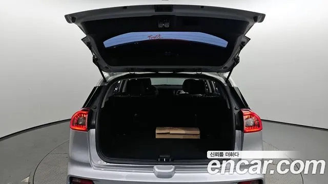 Kia Niro EV id 2869599 из Кореи 11