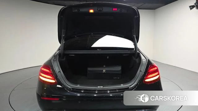 Mercedes-Benz E-Class W213 id 4625924 из Кореи 11