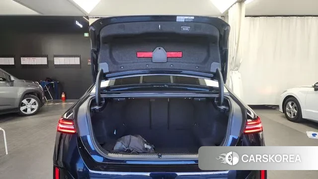 BMW 5 Series (G60) id 3420049 из Кореи 11