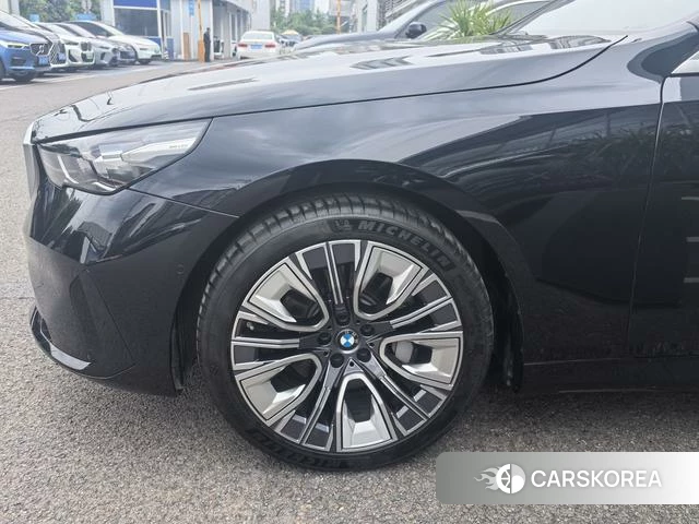 BMW 5 series id 4271311 из Китая 11