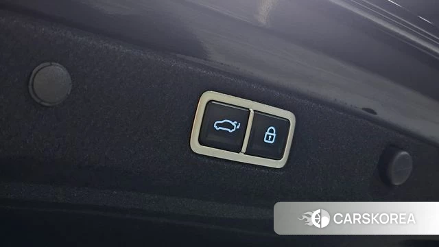 Hyundai Grandeur Hybrid (GN7) id 4432659 из Кореи 11