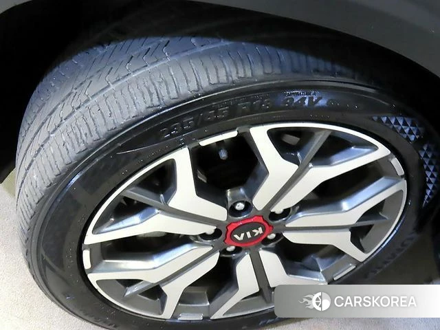Kia Seltos id 4470558 из Кореи 11