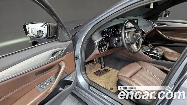 BMW 5 Series (G30) id 2701425 из Кореи 11