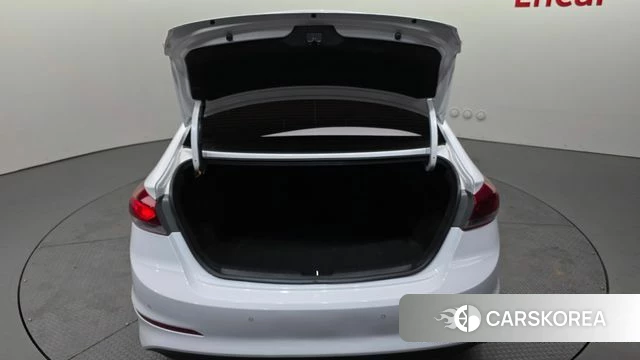 Hyundai Avante AD id 3820934 из Кореи 11