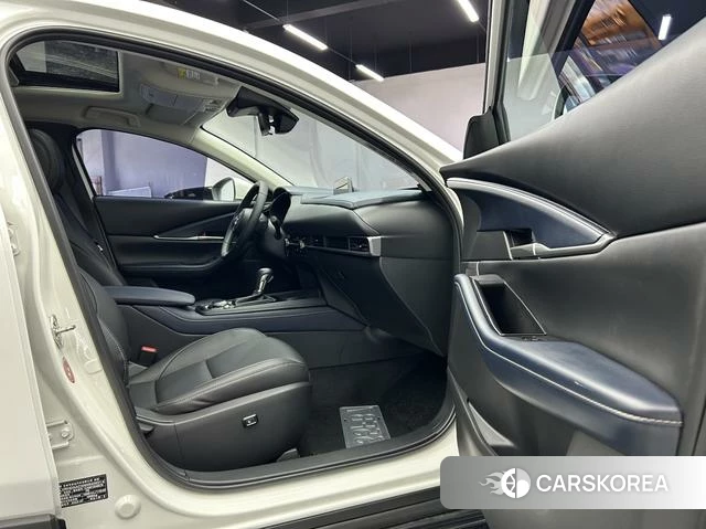 Mazda CX-30 id 4342028 из Китая 11