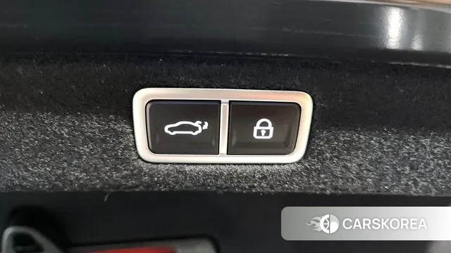 Hyundai Grandeur (GN7) id 3136926 из Кореи 11