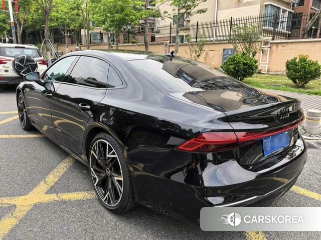 Audi A7L id 4313945 из Китая 11