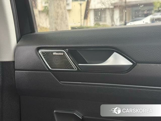 Volkswagen Magotan id 4278532 из Китая 11
