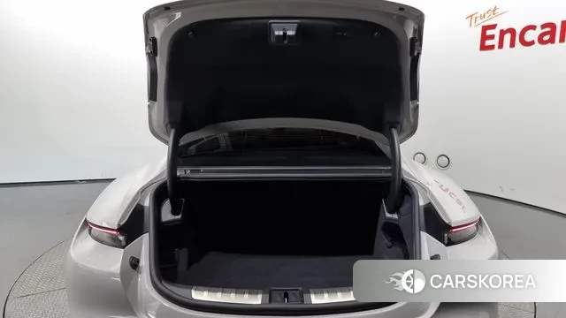 Porsche Taycan id 3075724 из Кореи 11