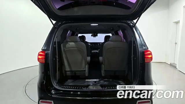 Kia The New Carnival id 2808317 из Кореи 11