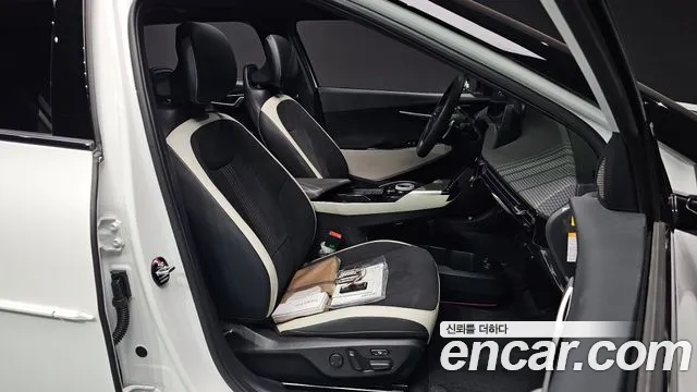 Kia EV6 id 2559559 из Кореи 11