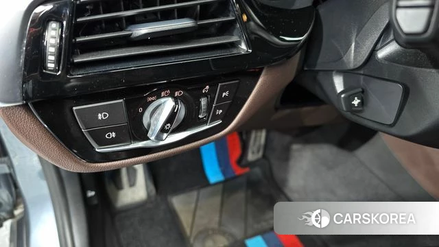 BMW 5 Series (G30) id 4434933 из Кореи 11