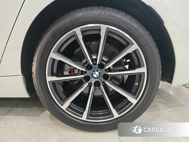 BMW 6 series GT id 4208744 из Китая 11