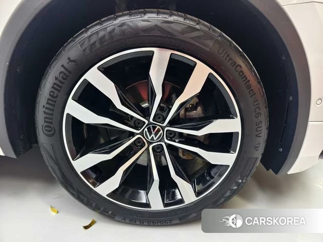 Volkswagen Tiguan L id 4290500 из Китая 11