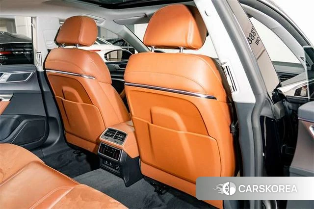 Audi A7L id 3857702 из Китая 11