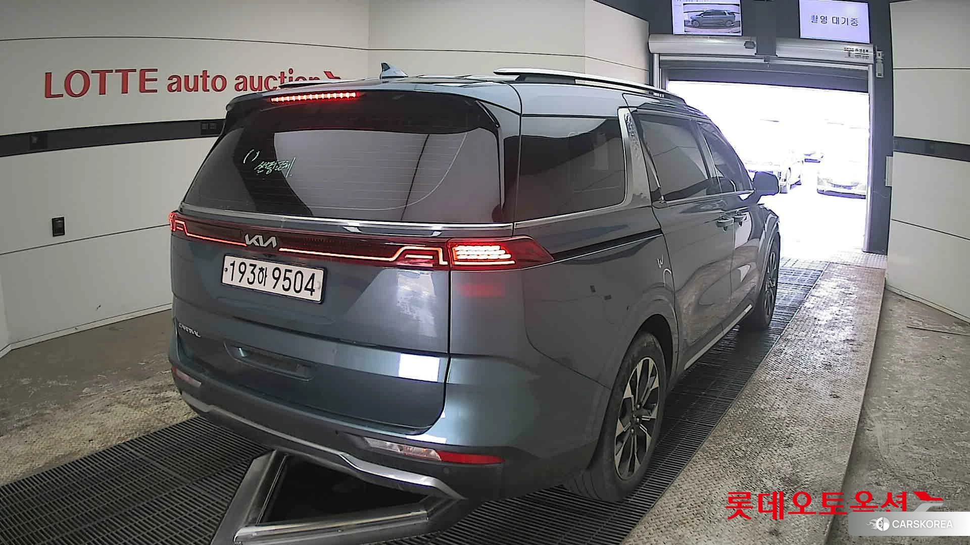 Kia Carnival id 3888400 из Кореи 11