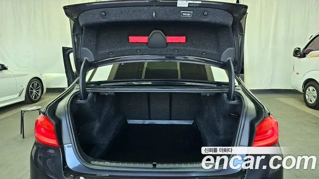 BMW 5 Series (G30) id 2506579 из Кореи 11