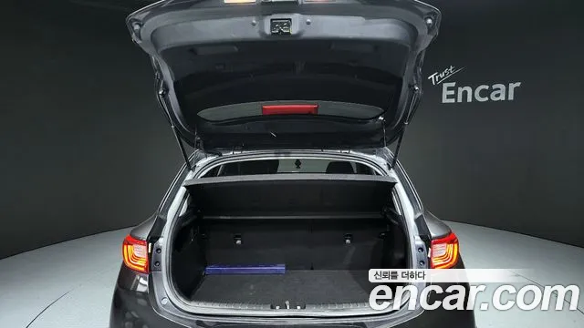 Kia Stonic id 2558390 из Кореи 11