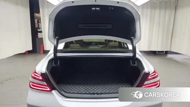 Genesis The New G70 id 3431270 из Кореи 11