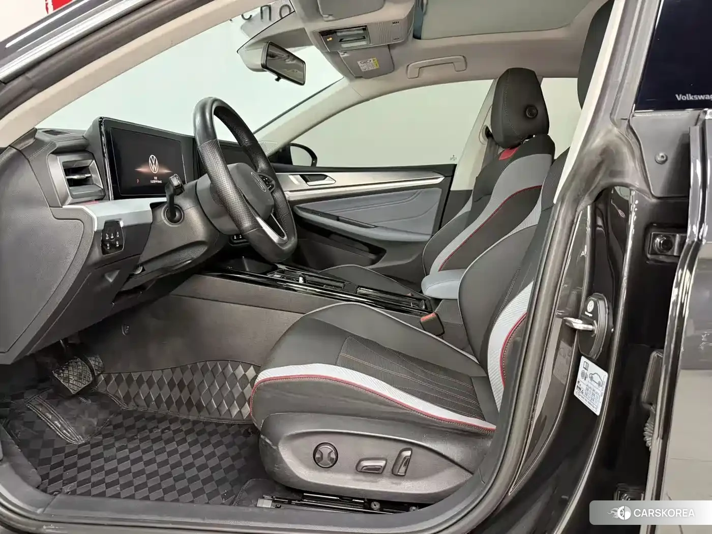Volkswagen Lamando id 4629563 из Китая 11
