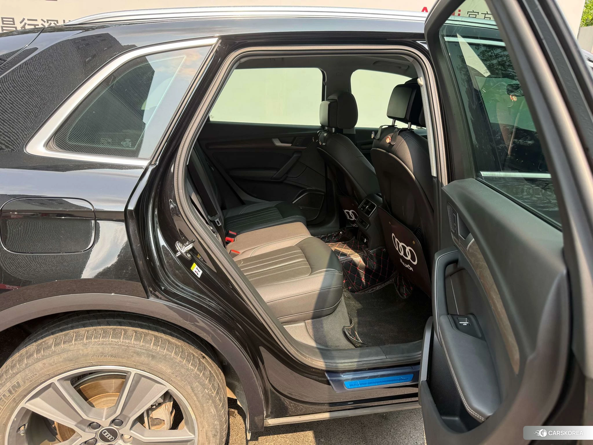 Audi Q5L id 4440952 из Китая 11