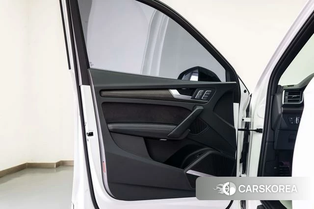Audi Q5L id 4260819 из Китая 11