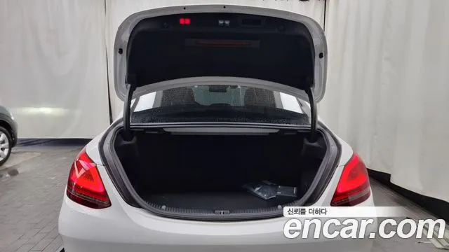 Mercedes-Benz C-Class W205 id 2706433 из Кореи 11